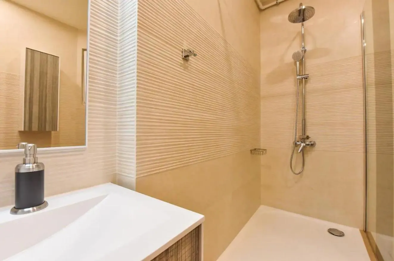 Deluxe Spacious Apartment Old Town-Free Parking Bucharest