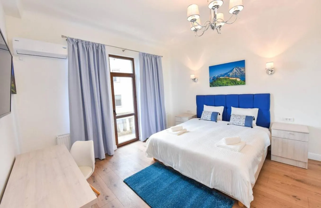 Deluxe Spacious Apartment Old Town-Free Parking Bucharest 0*,  Romania